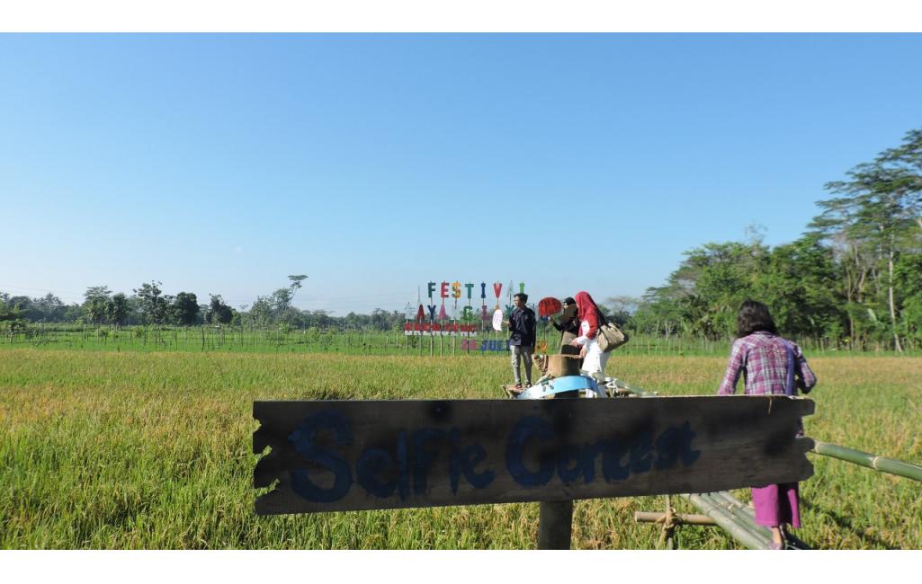 Ratusan Anak Terbangkan Layang-Layang Suarakan Bahaya Tembakau