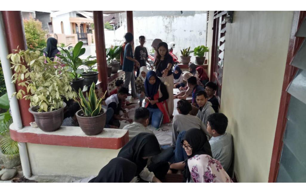 Edukasi Kampanye #pilihbicara di Padang