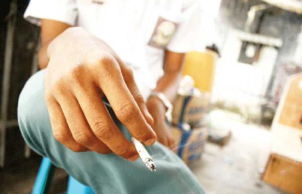 Suarakan Kebenaran! Jangan Bunuh Dirimu Dengan Candu Rokok!