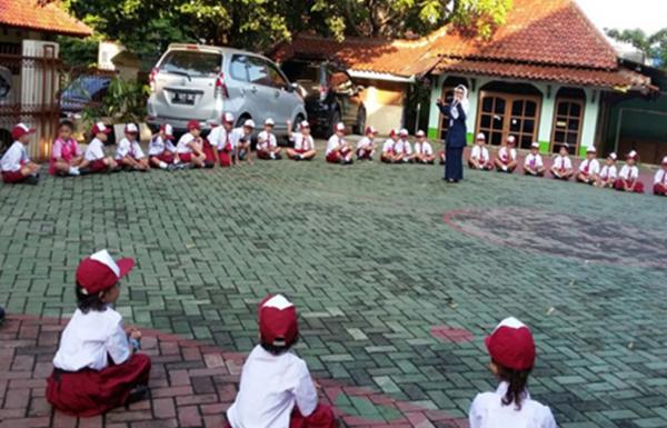Sekolah Harus Bebas Kawasan Rokok